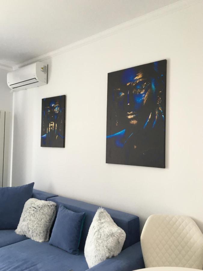 Lotus Blue Apartment Mamaia Exterior photo